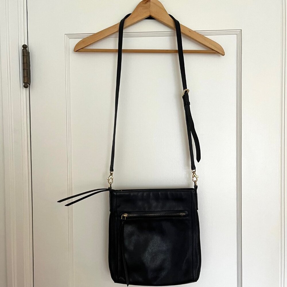 Restored Vintage Fossil Black Leather Crossbody Bag - Picture 5 of 10
